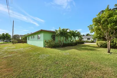 702 SW 23rd Terrace, Boynton Beach, FL 33435 - Photo 26