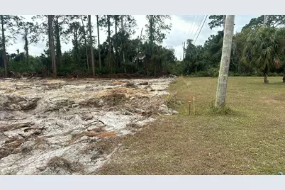 2704 Leeland Heights Boulevard Boulevard, Lehigh Acres, FL 33936 - Photo 2