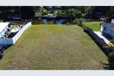 178 NE Dominican Terrace, Port Saint Lucie, FL 34983 - Photo 8