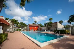 2528 Boundbrook Dr S, West Palm Beach, FL 33406 - Photo 32