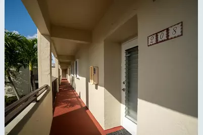 2528 Boundbrook Drive S #208, West Palm Beach, FL 33406 - Photo 6