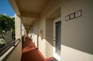 2528 Boundbrook Dr S, West Palm Beach, FL 33406 - Photo 6