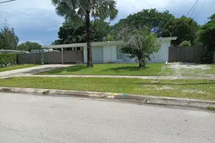 100 SE Naranja Ave, Port Saint Lucie, FL 34983 - Photo 2