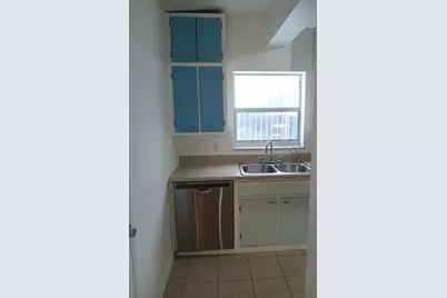 100 SE Naranja Avenue, Port Saint Lucie, FL 34983 - Photo 14