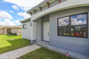 850 SW Abingdon Ave, Port Saint Lucie, FL 34953 - Photo 12