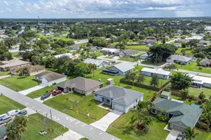 850 SW Abingdon Ave, Port Saint Lucie, FL 34953 - Photo 8