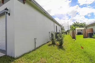 850 SW Abingdon Ave, Port Saint Lucie, FL 34953 - Photo 16