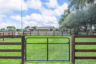 14750 Palm Beach Point Boulevard, Wellington, FL 33414 - Photo 38
