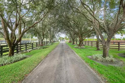 14750 Palm Beach Point Boulevard, Wellington, FL 33414 - Photo 10