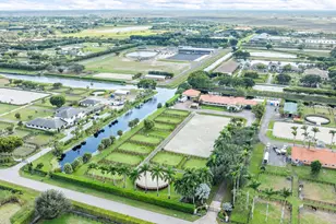 14750 Palm Beach Point Blvd, Wellington, FL 33414 - Photo 2