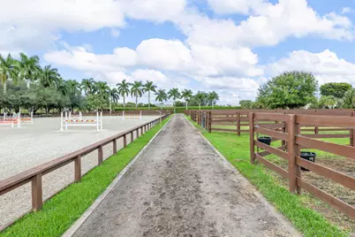 14750 Palm Beach Point Boulevard, Wellington, FL 33414 - Photo 34