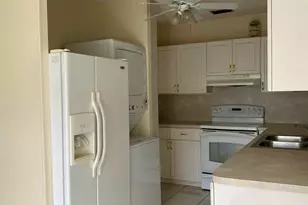 8665 Chevy Chase Dr, Boca Raton, FL 33433 - Photo 14