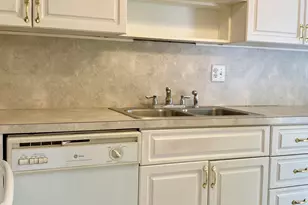 8665 Chevy Chase Dr, Boca Raton, FL 33433 - Photo 10