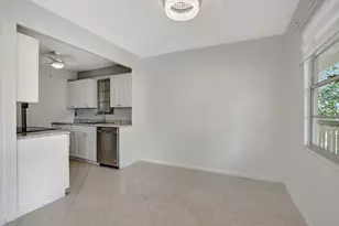 4064 Newport Q, Deerfield Beach, FL 33442 - Photo 4