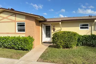 2822 Crosley Dr W, West Palm Beach, FL 33415 - Photo 1