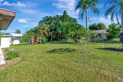 8305 SE Boxwood Lane, Hobe Sound, FL 33455 - Photo 38