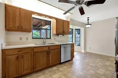 8305 SE Boxwood Lane, Hobe Sound, FL 33455 - Photo 8