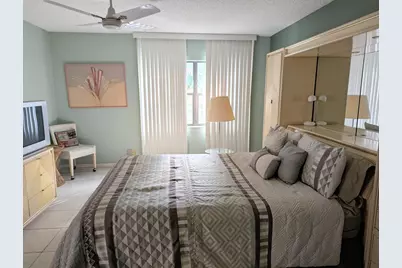 2454 NW 9th Street, Delray Beach, FL 33445 - Photo 22