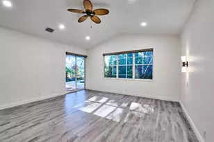 10854 Fairmont Village Dr, Lake Worth, FL 33449 - Photo 20