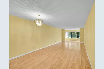 3154 Via Poinciana #306, Lake Worth, FL 33467 - Photo 6