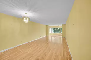 3154 Via Poinciana, Lake Worth, FL 33467 - Photo 6