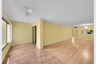 3154 Via Poinciana #306, Lake Worth, FL 33467 - Photo 10