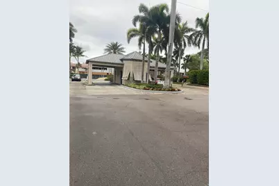 17 Royal Palm Way #305, Boca Raton, FL 33432 - Photo 22