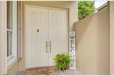 5012 Victoria Circle, West Palm Beach, FL 33409 - Photo 6
