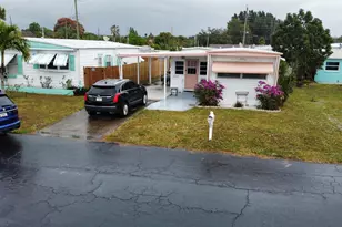 8926 Palm St, Boynton Beach, FL 33436 - Photo 2