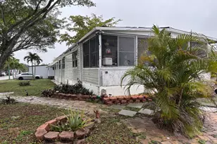 321 NW 48th Ct, Pompano Beach, FL 33064 - Photo 4