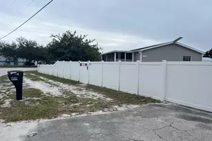 1580 NE Seneca Ave, Stuart, FL 34994 - Photo 2