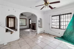 1839 NW 49th St, Miami, FL 33142 - Photo 20