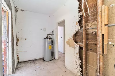 1839 NW 49th Street, Miami, FL 33142 - Photo 12