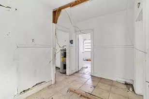 1839 NW 49th St, Miami, FL 33142 - Photo 6