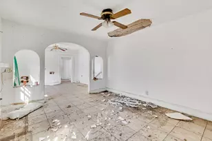 1839 NW 49th St, Miami, FL 33142 - Photo 14