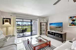 21219 Lago Cir, Boca Raton, FL 33433 - Photo 4