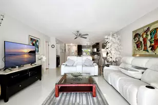 21219 Lago Cir, Boca Raton, FL 33433 - Photo 14