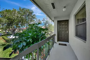 21219 Lago Cir, Boca Raton, FL 33433 - Photo 8