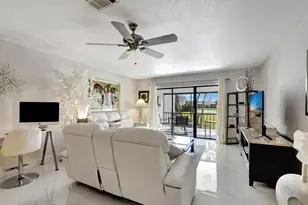 21219 Lago Cir, Boca Raton, FL 33433 - Photo 12