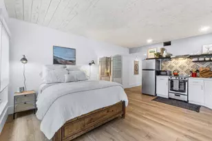 11863 Wimbledon Cir, Wellington, FL 33414 - Photo 2