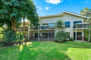 11863 Wimbledon Cir, Wellington, FL 33414 - Photo 16