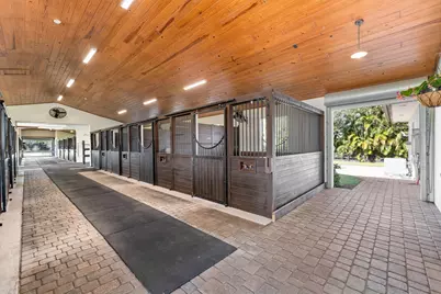 4915 Stables Way, Wellington, FL 33414 - Photo 14