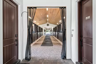 4915 Stables Way, Wellington, FL 33414 - Photo 12