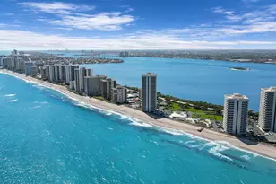 5280 N Ocean Dr, Singer Island, FL 33404 - Photo 36