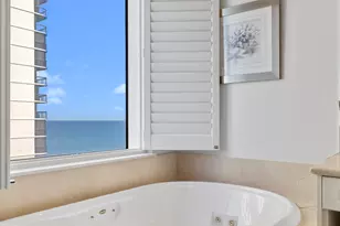 5310 N Ocean Dr, Singer Island, FL 33404 - Photo 32
