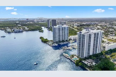 17301 Biscayne Boulevard #707, North Miami Beach, FL 33160 - Photo 52