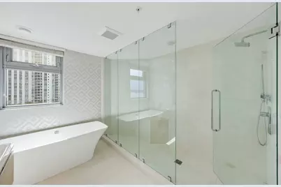 17301 Biscayne Boulevard #707, North Miami Beach, FL 33160 - Photo 24