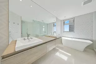 17301 Biscayne Blvd, North Miami Beach, FL 33160 - Photo 26