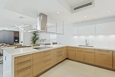17301 Biscayne Boulevard #707, North Miami Beach, FL 33160 - Photo 12