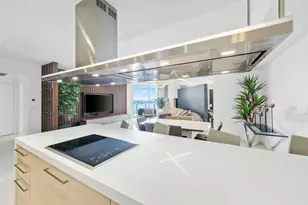 17301 Biscayne Blvd, North Miami Beach, FL 33160 - Photo 14